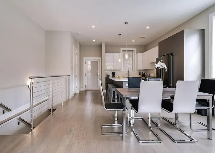 Stunning Duplex Condo #1 - Downtown River North
