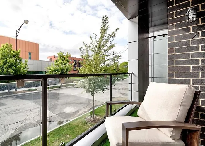Stunning Duplex Condo #1 - Downtown River North